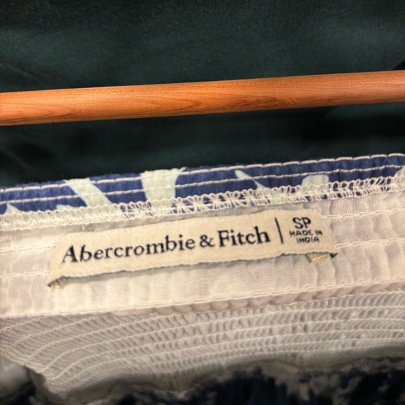 Abercrombie & Fitch Emerson Poplin Puff Sleeve Dress - Picture 4 of 4